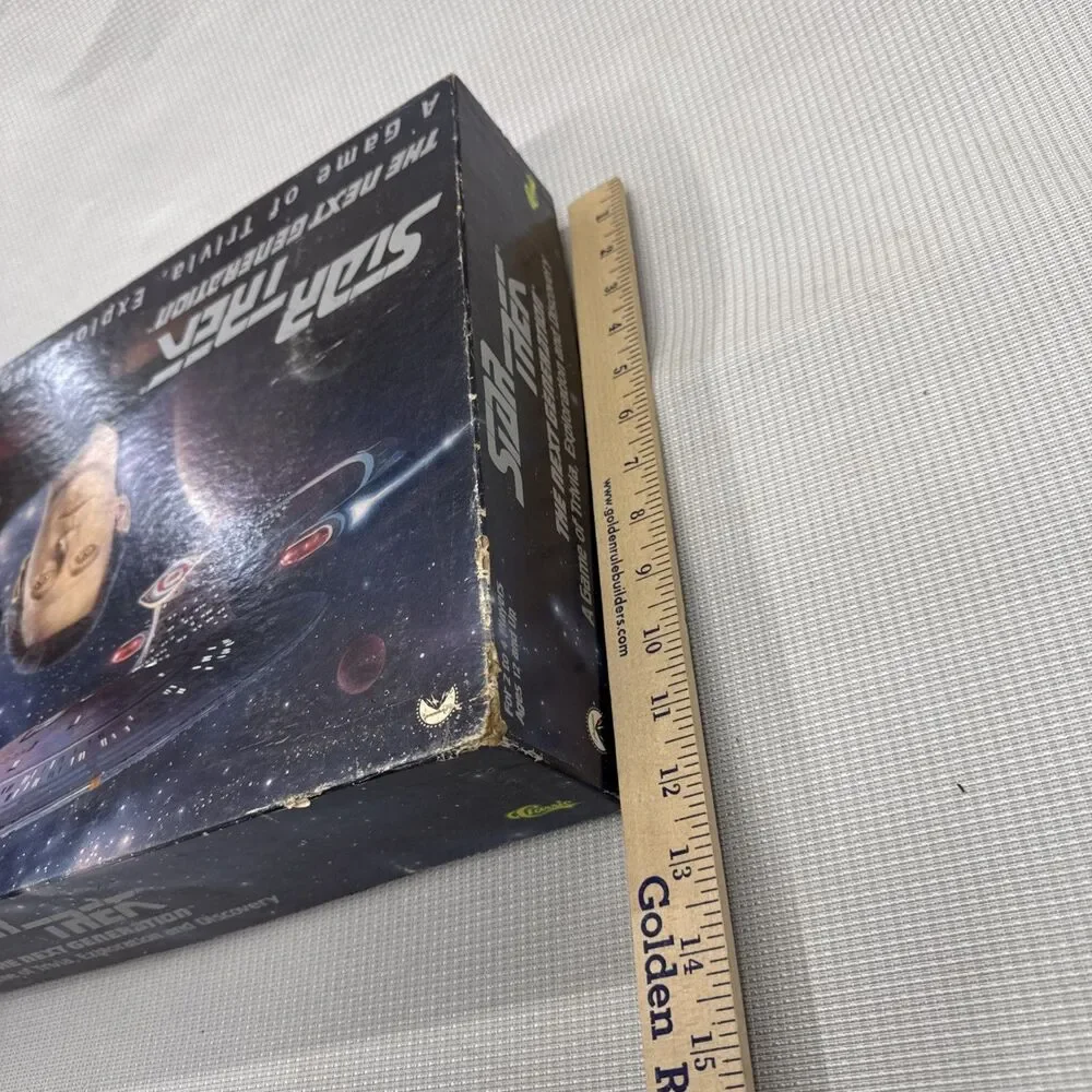 Star Trek The Next Generation A Game of Trivia, Exploration And Discovery 1993